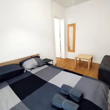 Apartment Studio Neuf Proche Du Metro *